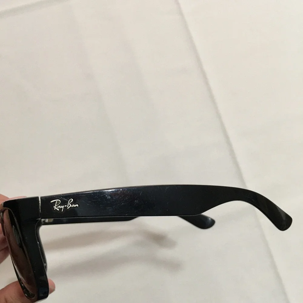 Ray-Ban Justin Sunglasses Unisex Medium Black Square Frame